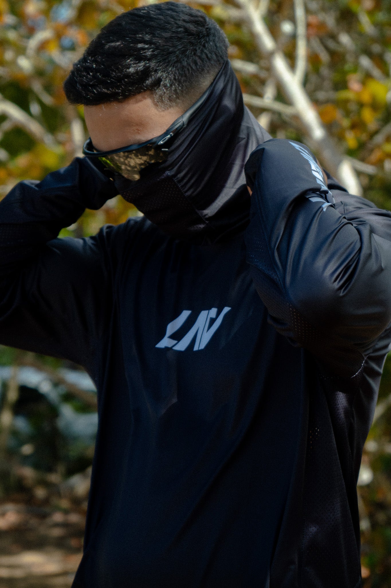 LAV BLACK RASHGUARD